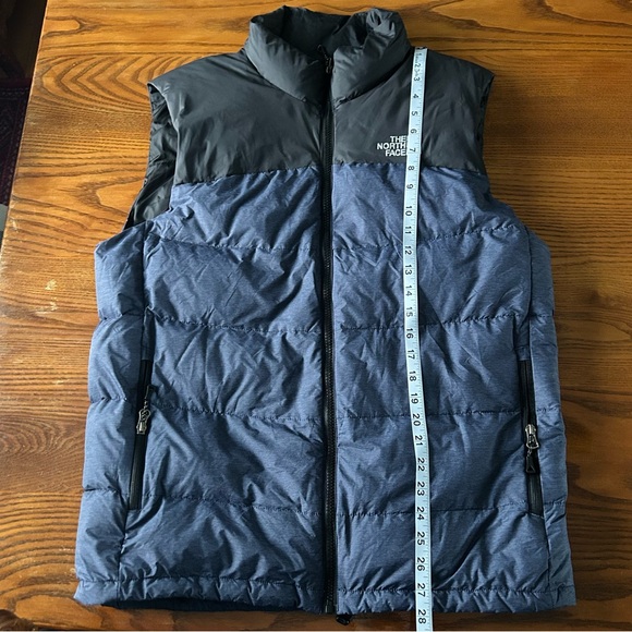 The North Face Women’s Blue and Gray Puffer Vest - Picture 8 of 9